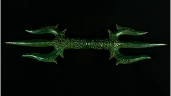 Trishula Vajra vert vu de face