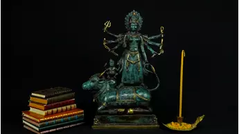 Statue bénie de Durga Kamadhenu en laiton