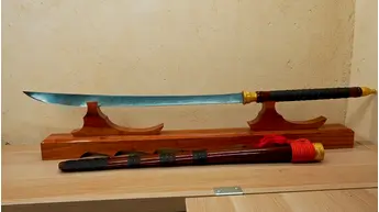Vue d’ensemble de l’épée sur mesure