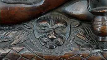 Statue sacrée bénie – Shiva en méditation – 25 cm, détail sculpté n°2
