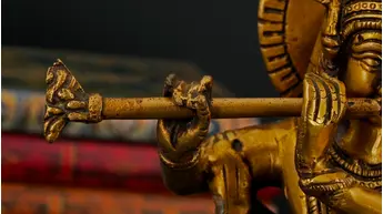 Détail des mains et de la flûte de Krishna