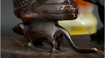 Détail du rat au pied de Ganesh Guerrier