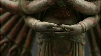 Statue bénie d’Avalokiteshvara aux 1 000 bras en laiton, détail complémentaire n°4