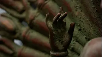 Statue bénie d’Avalokiteshvara aux 1 000 bras en laiton, détail complémentaire n°8