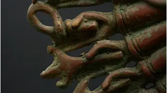 Statue bénie d’Avalokiteshvara aux 1 000 bras en laiton, détail complémentaire n°16