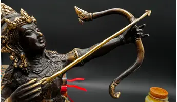 Détail de l’arc d’Indra