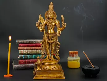 Murugan béni en laiton accompagné de son paon
