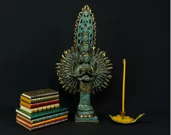 Statue bénie d’Avalokiteshvara aux 1 000 bras, exemplaire n°1