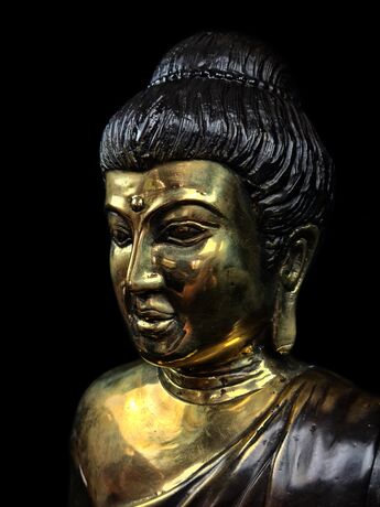 Statue sacrée bénie – Bouddha de la Conception, détail sculpté n°3