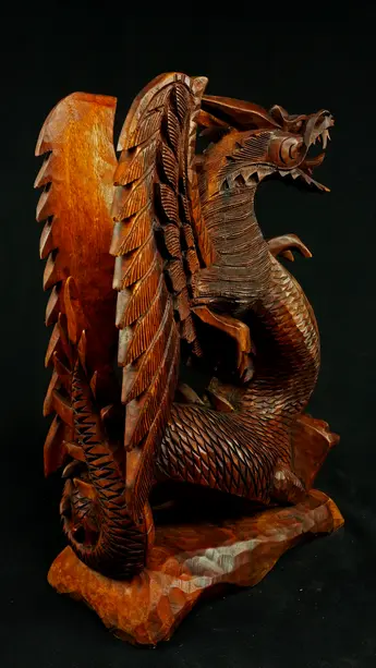 Dragon béni n°2 en bois de suar, vue arrière