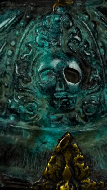 Statue bénie de Brahma en laiton réalisée à la cire perdue, détail complémentaire n°3