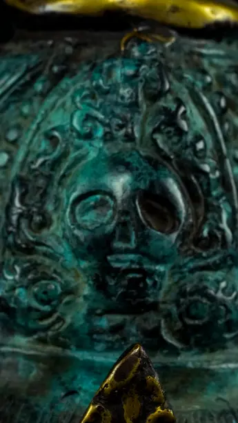 Statue bénie de Brahma en laiton réalisée à la cire perdue, détail complémentaire n°10