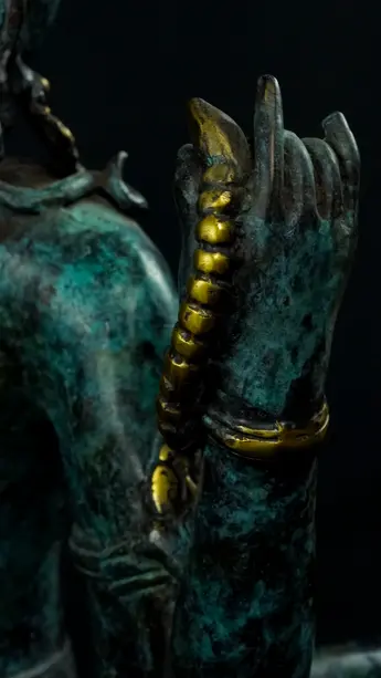Statue bénie de Brahma en laiton réalisée à la cire perdue, détail complémentaire n°15