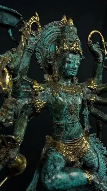 Statue sacrée bénie – Lakshmi n°1, détail sculpté n°6