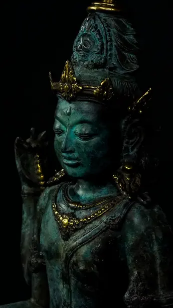 Statue bénie de Brahma n°2 en laiton réalisée à la cire perdue, détail complémentaire n°3