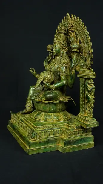 Statue bénie de Guanyin n°4 en laiton, détail complémentaire n°4