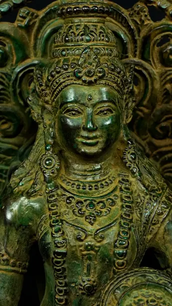 Statue bénie de Guanyin n°4 en laiton, détail complémentaire n°12