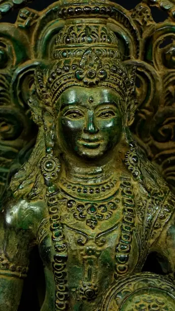 Statue bénie de Guanyin n°4 en laiton, détail complémentaire n°13