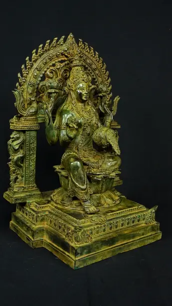 Statue bénie de Guanyin n°3 en laiton, vue complémentaire n°4