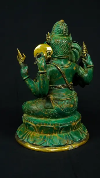Statue bénie de Ganesh vert en laiton, profil gauche
