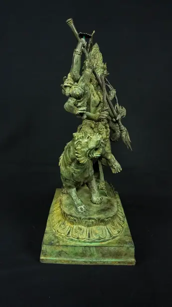 Statue sacrée bénie – Durga aux 10 bras, vue complémentaire n°6
