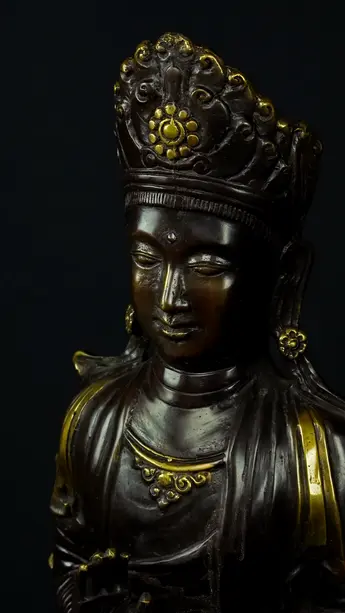 Statue bénie de prêtre sacré en laiton, détail complémentaire n°6