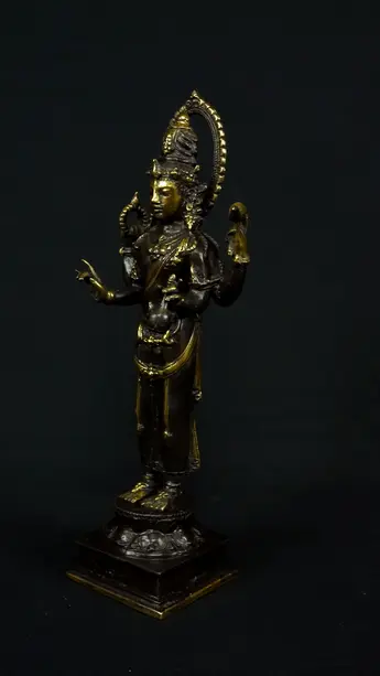 Statue sacrée bénie – Gardien de la sagesse, détail sculpté n°3