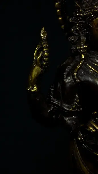 Statue sacrée bénie – Gardien de la sagesse, détail sculpté n°8