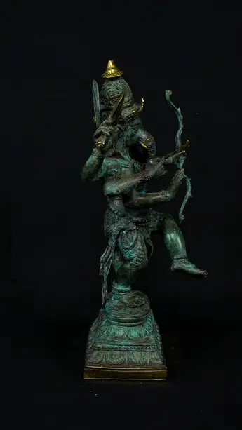 Statue sacrée bénie – Ganesh n°3 – 39 cm, détail sculpté n°7