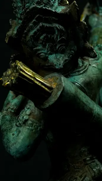 Statue sacrée bénie – Indra à l’arc n°1 – 34 cm, vue complémentaire n°4