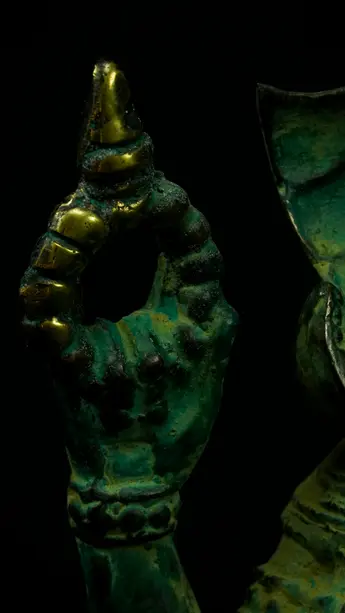 Détail des ornements de Ganesh vert
