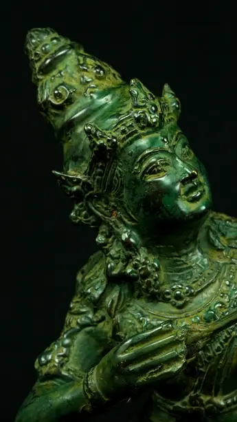Statue sacrée bénie – Indra à l’arc n°3 – 34 cm, détail sculpté n°4