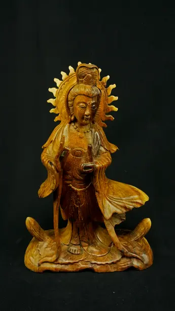 Statue sacrée bénie – Guanyin en bois de suar – 31 cm, vue complémentaire n°6