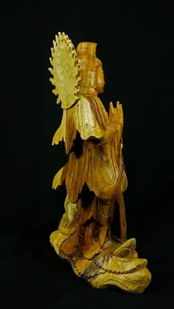 Statue bénie de Guanyin en bois de suar, vue complémentaire n°7
