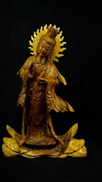 Statue bénie de Guanyin en bois de suar, détail complémentaire n°6