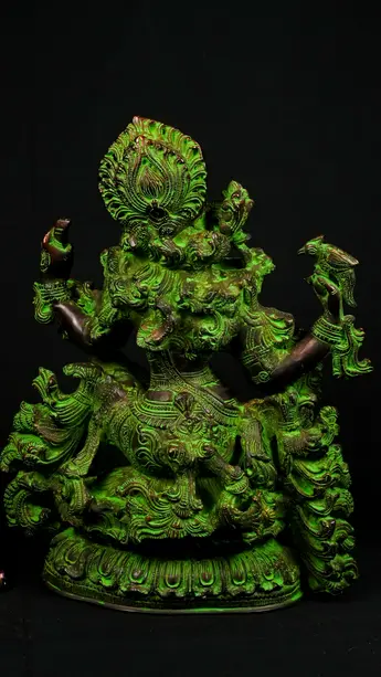 Détail du visage de Saraswati