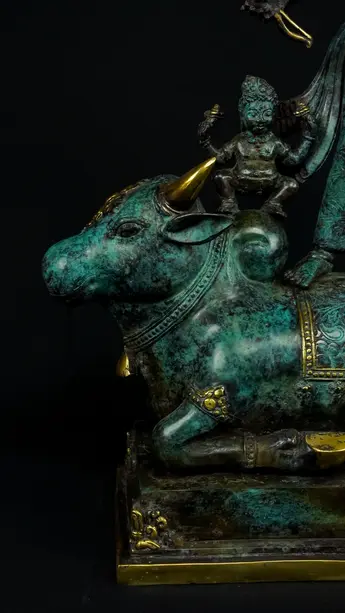 Statue bénie de Durga Kamadhenu en laiton, vue complémentaire n°8