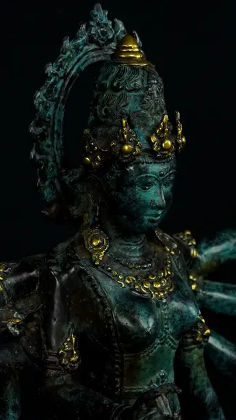 Statue bénie de Durga Kamadhenu en laiton, détail complémentaire n°2