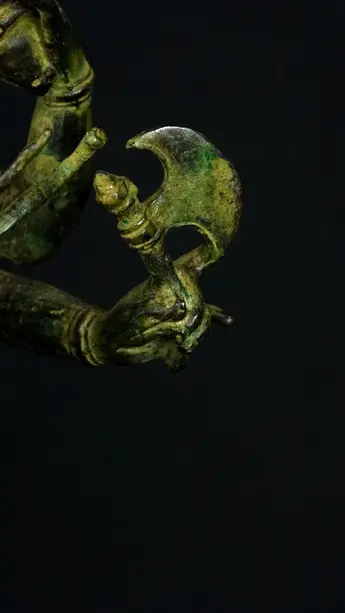 Statue bénie de Kali en laiton réalisée à la cire perdue, détail complémentaire n°11