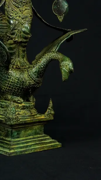 Statue sacrée bénie – Saraswati au cygne, détail sculpté n°20