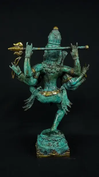 Statue bénie de Shiva Nataraja en laiton, profil gauche