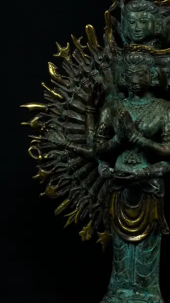 Statue bénie d’Avalokiteshvara aux 1 000 bras, exemplaire n°2, détail complémentaire n°9