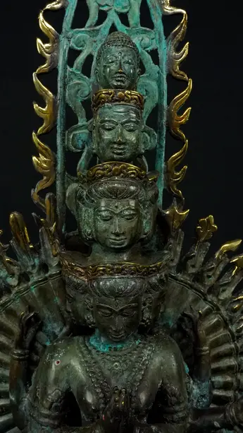 Statue bénie d’Avalokiteshvara aux 1 000 bras, exemplaire n°3, détail complémentaire n°7