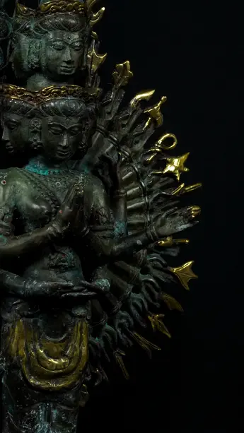 Statue bénie d’Avalokiteshvara aux 1 000 bras, exemplaire n°3, vue complémentaire n°7