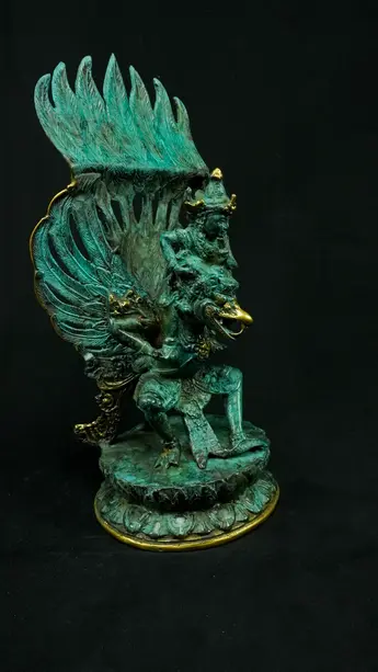 Statue sacrée bénie – Vishnu sur Garuda n°1, vue complémentaire n°9