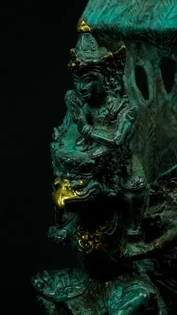 Statue sacrée bénie – Vishnu sur Garuda n°1, vue complémentaire n°5