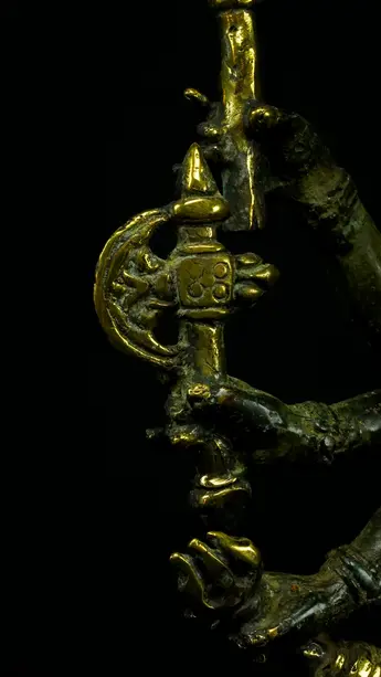 Statue sacrée bénie – Shiva Nataraja n°1 – 66 cm, détail sculpté n°6