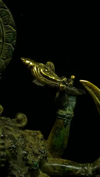 Statue sacrée bénie – Shiva Nataraja n°1 – 66 cm, détail sculpté n°8