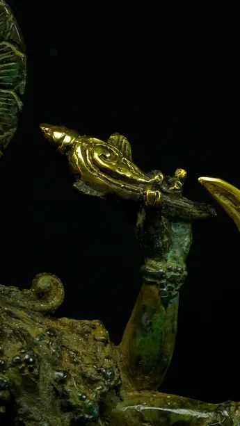 Statue sacrée bénie – Shiva Nataraja n°1 – 66 cm, détail sculpté n°14