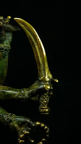 Statue sacrée bénie – Shiva Nataraja n°1 – 66 cm, détail sculpté n°15